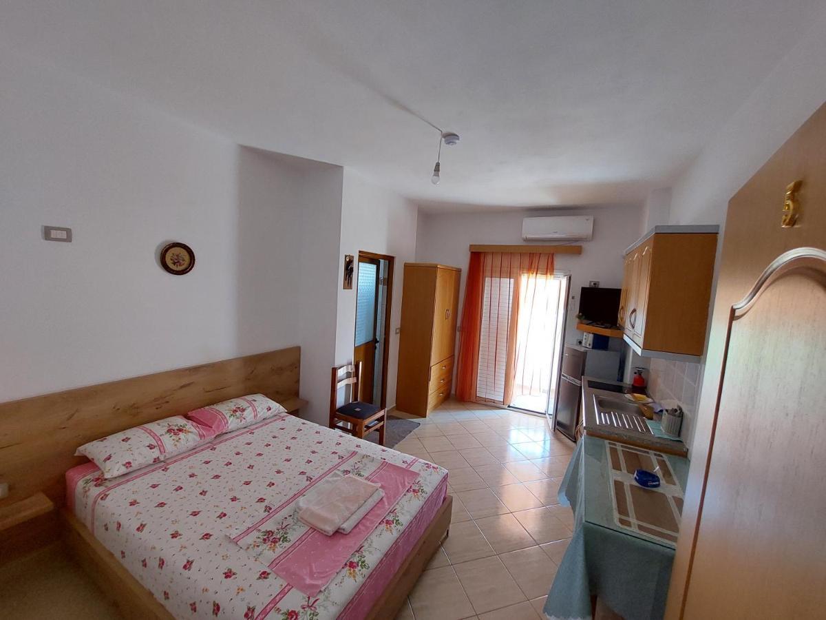 Villa Mihal Apartments Ksamil Luaran gambar