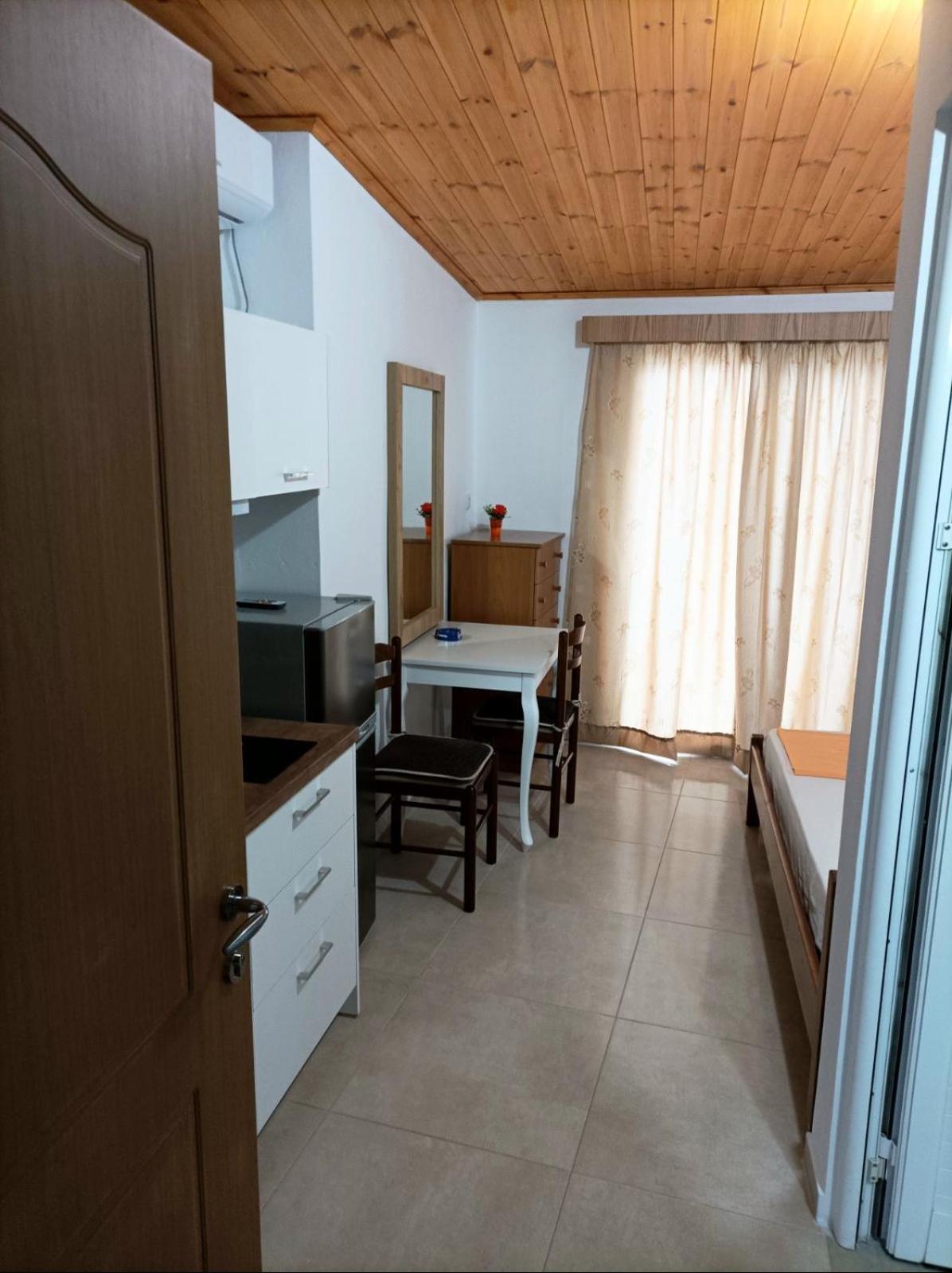 Villa Mihal Apartments Ksamil Luaran gambar
